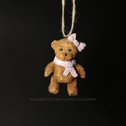 Misia (dziewczynka) w szaliku - ozdoba na choinkę